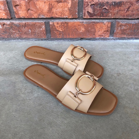 Qupid | Shoes | Qupid Tan Open Toe Buckle Flat Sandals | Poshmark